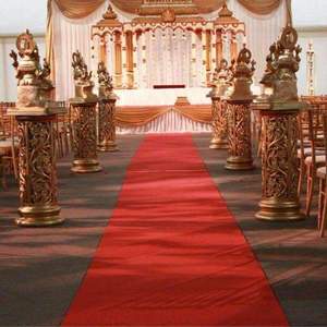 برگزاری مراسم باشکوه با فرش قرمز